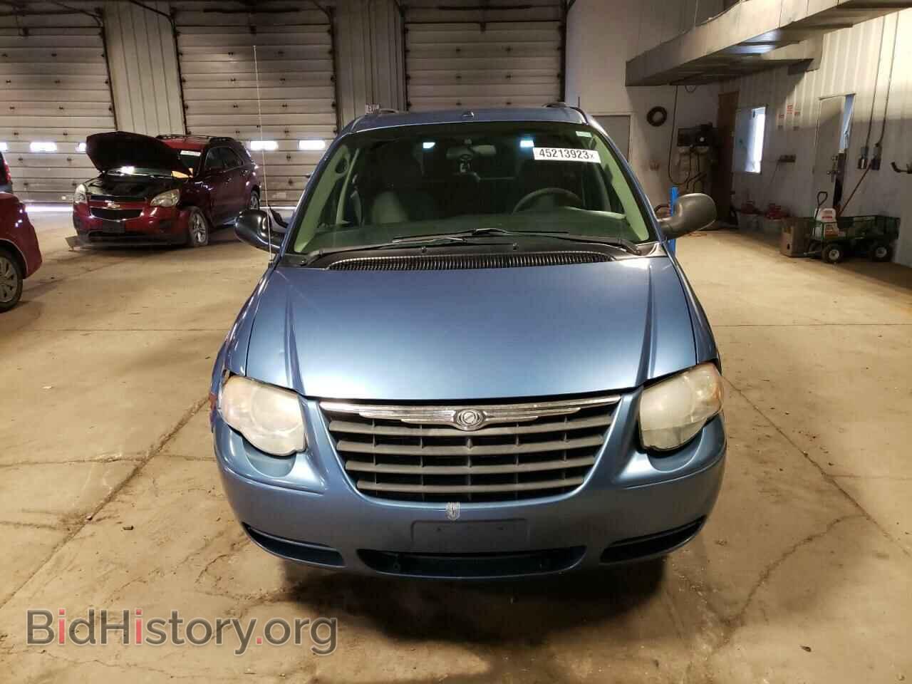 2007 CHRYSLER MINIVAN - VIN: 1A4GP44R77B181424 - Photo 5