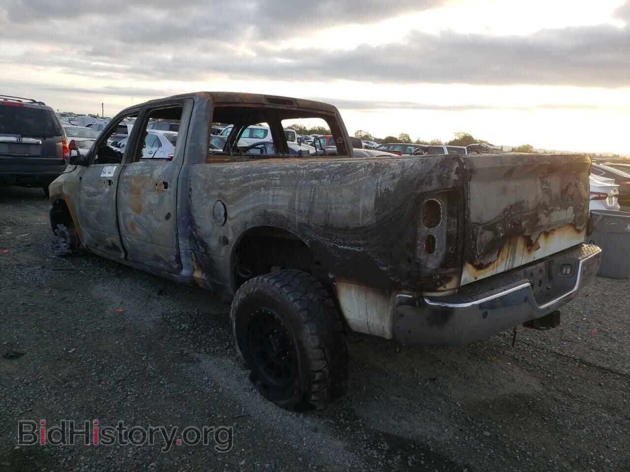 2015 RAM 2500 - VIN: 3C6UR5CL4FG628343 - Фото 2