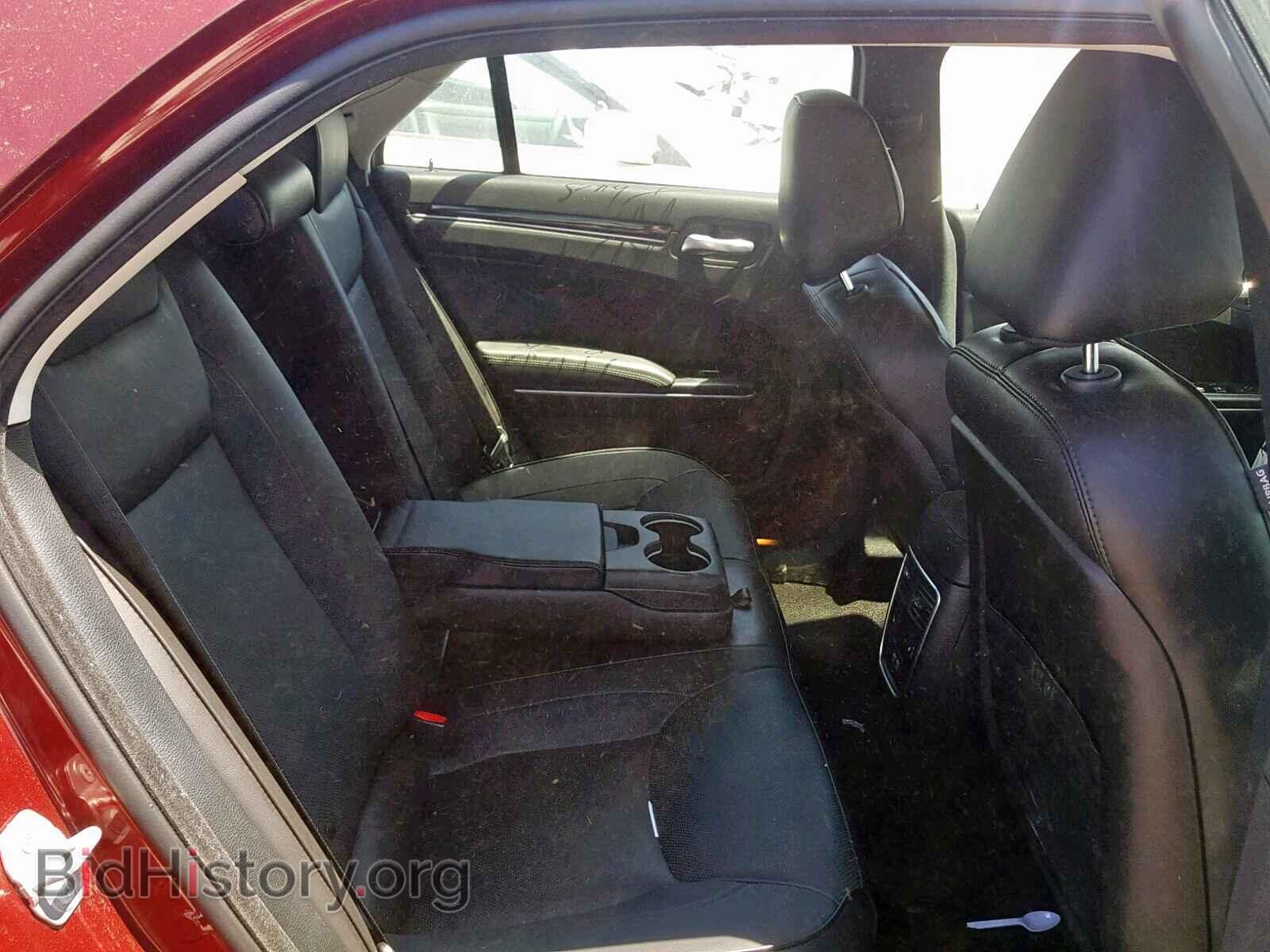 2019 CHRYSLER 300 - VIN: 2C3CCAEG2KH577597 - Фото 6