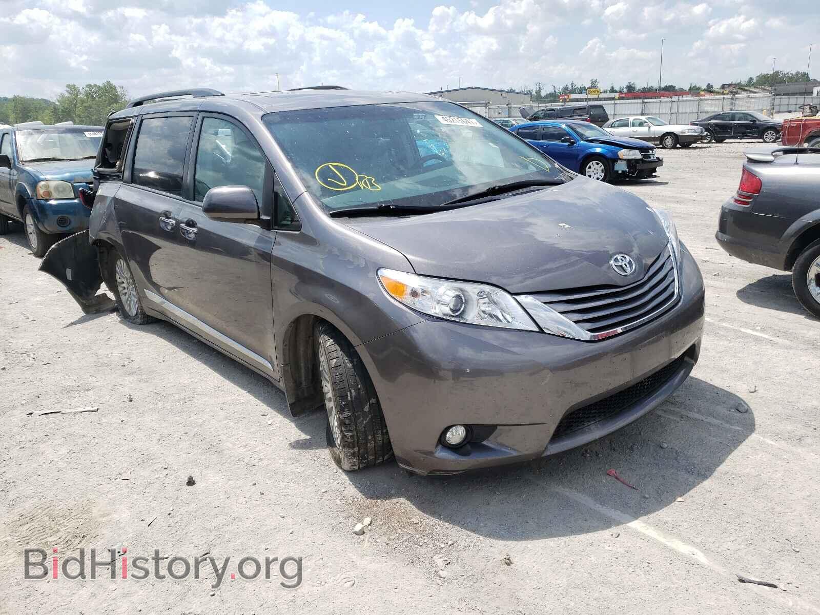 Photo 5TDYZ3DC4HS880384 - TOYOTA SIENNA 2017