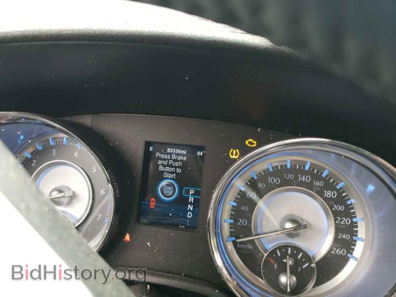 2014 Chrysler 300 (VIN 2C3CCAAG8EH320633) — photo 9 of 13