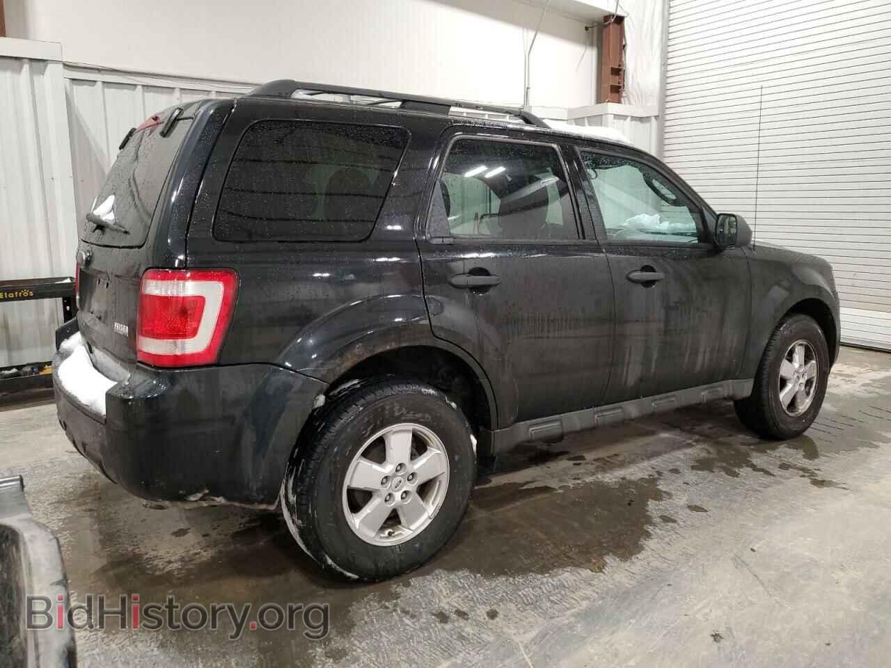 2011 FORD ESCAPE - VIN: 1FMCU0D73BKA04880 - Фото 3