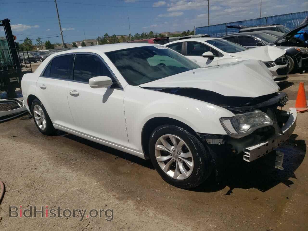 2015 CHRYSLER 300 - VIN: 2C3CCAAG2FH746707 - Фото 4