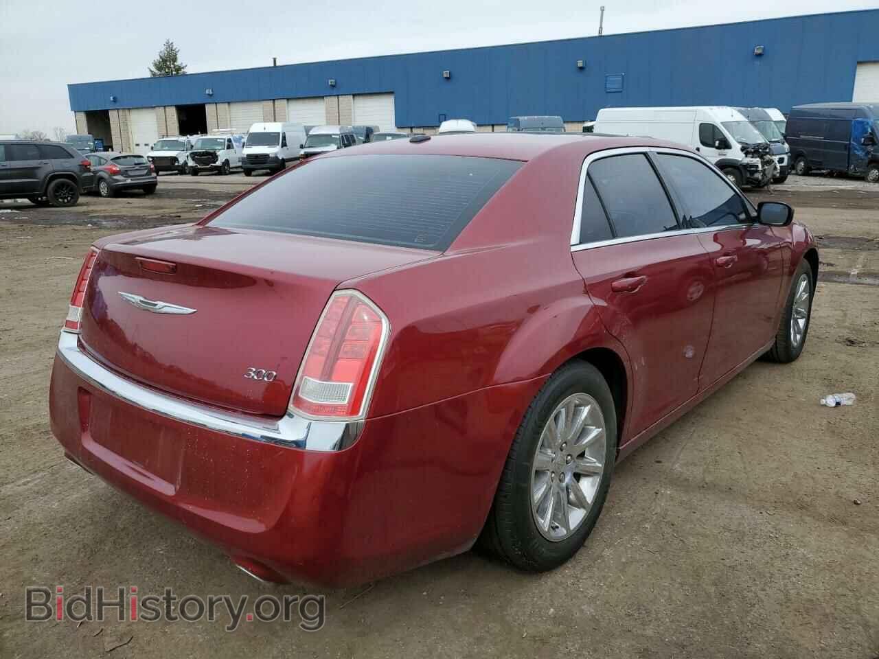2013 CHRYSLER 300 - VIN: 2C3CCAAG7DH630187 - Фото 3