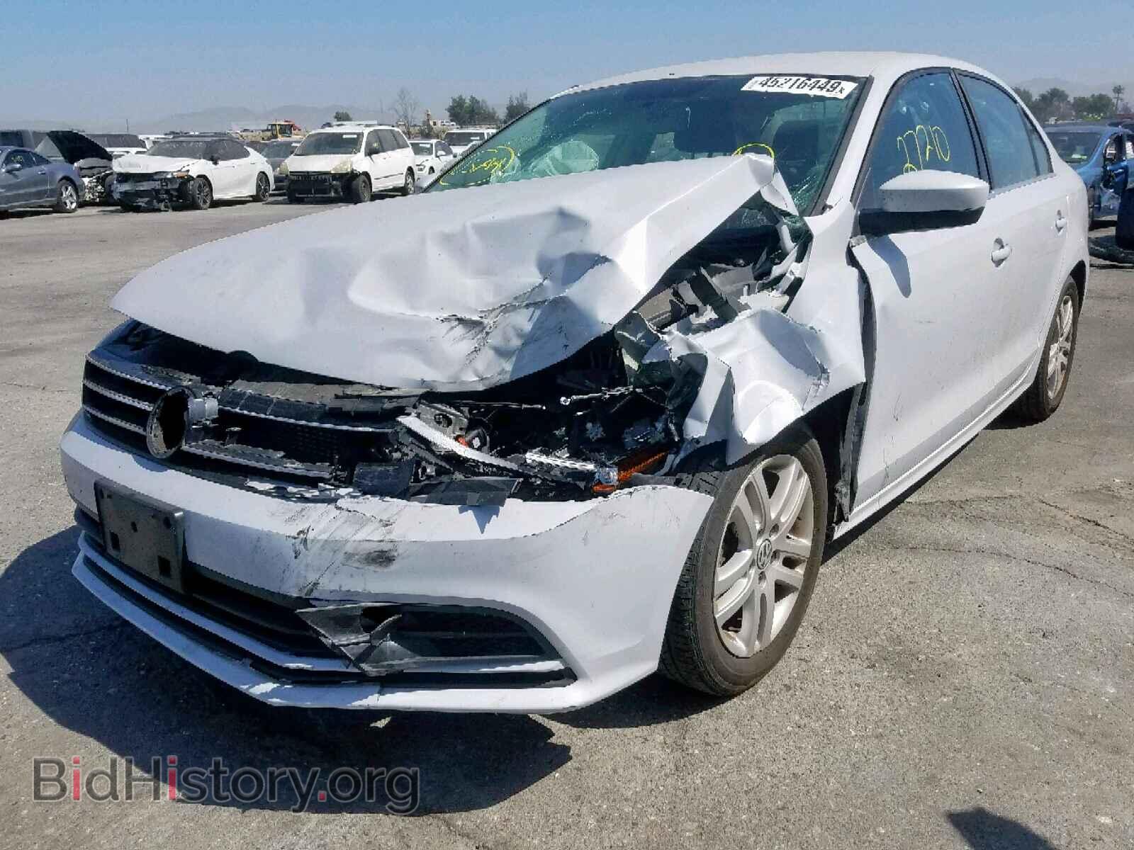 2017 VOLKSWAGEN JETTA - VIN: 3VW2B7AJ2HM246718 - Фото 2