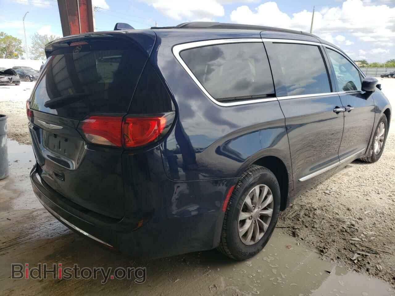 2017 CHRYSLER PACIFICA - VIN: 2C4RC1BG1HR691832 - Photo 4