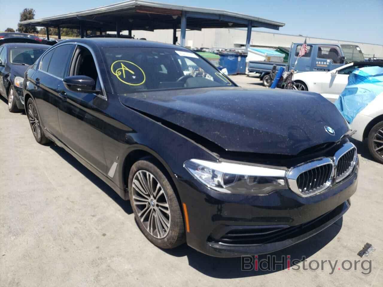 Фотография WBAJA9C51KB253961 - BMW 5 SERIES 2019