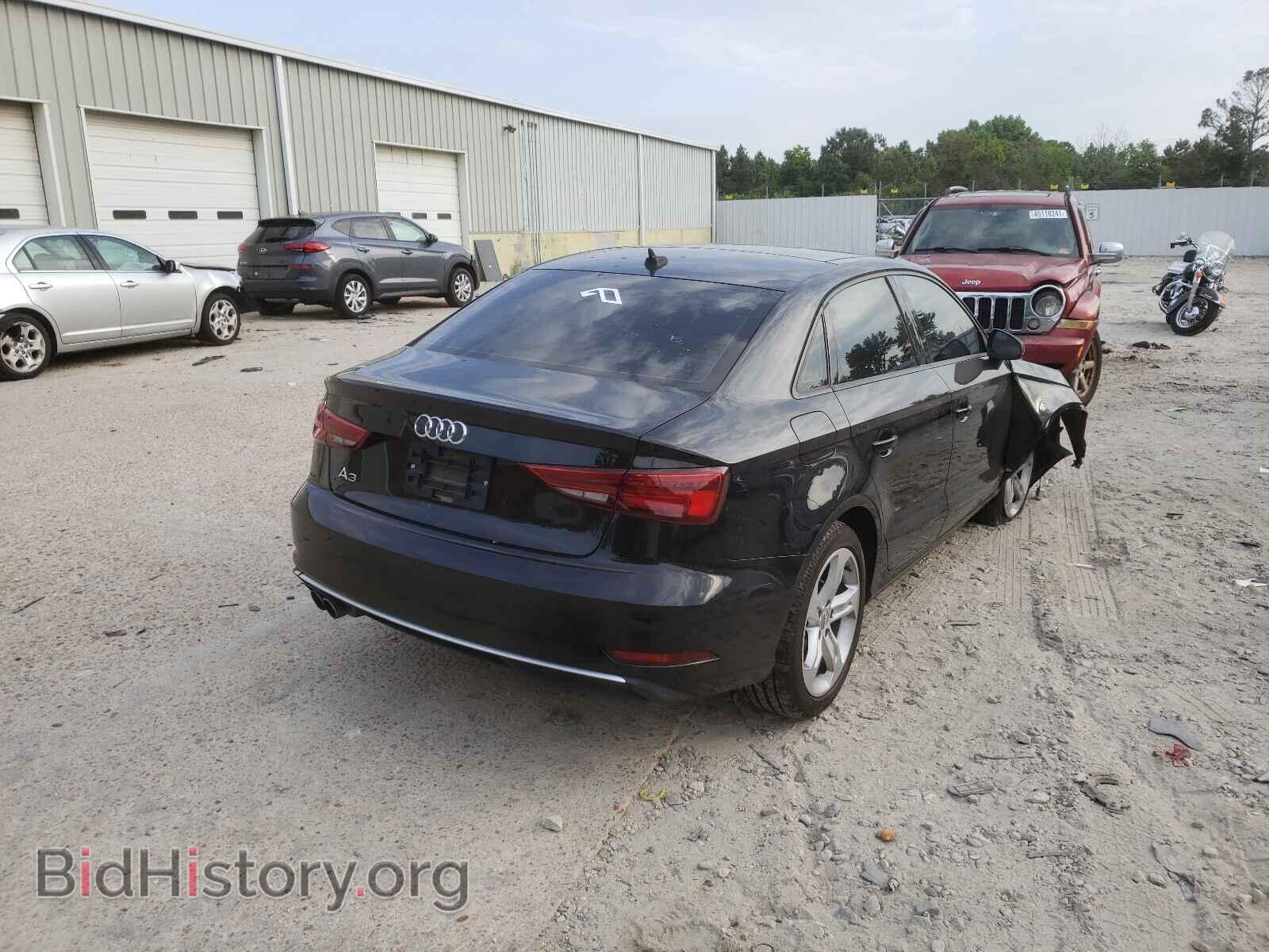 2017 AUDI A3 - VIN: WAUAUGFFXH1038545 - Фото 4
