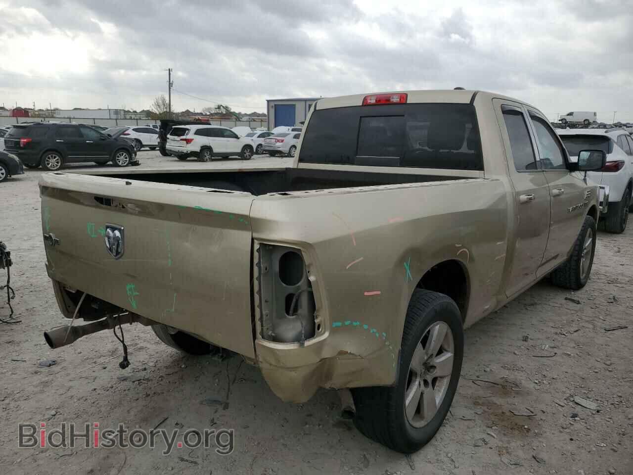 2011 DODGE RAM 1500 - VIN: 1D7RB1GT8BS708789 - Фото 3