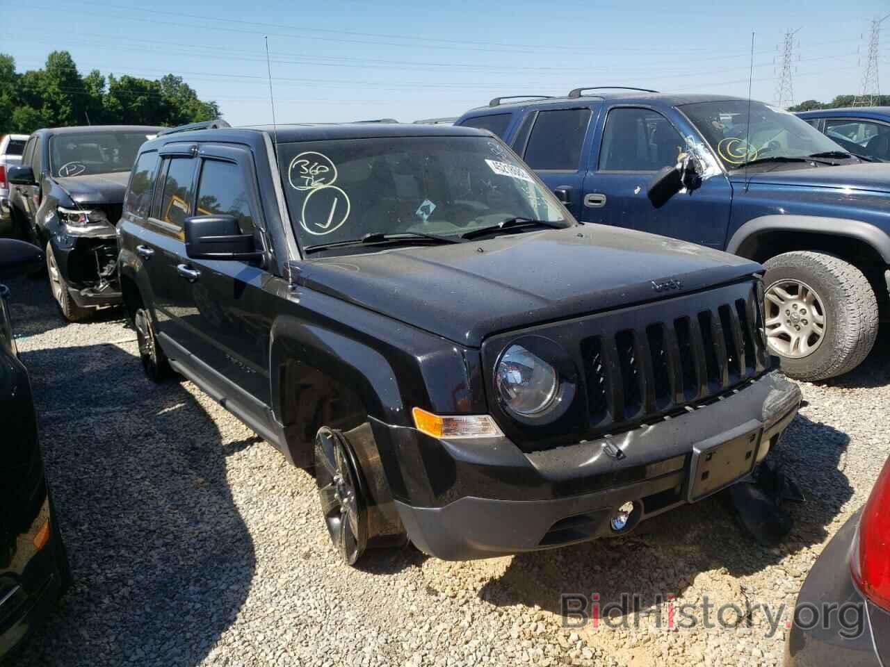 Photo 1C4NJPBA3FD124752 - JEEP PATRIOT 2015