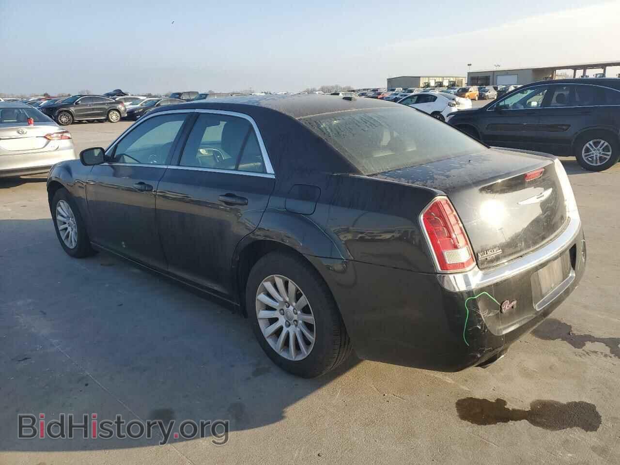 2013 CHRYSLER 300 - VIN: 2C3CCAAGXDH632158 - Фото 2
