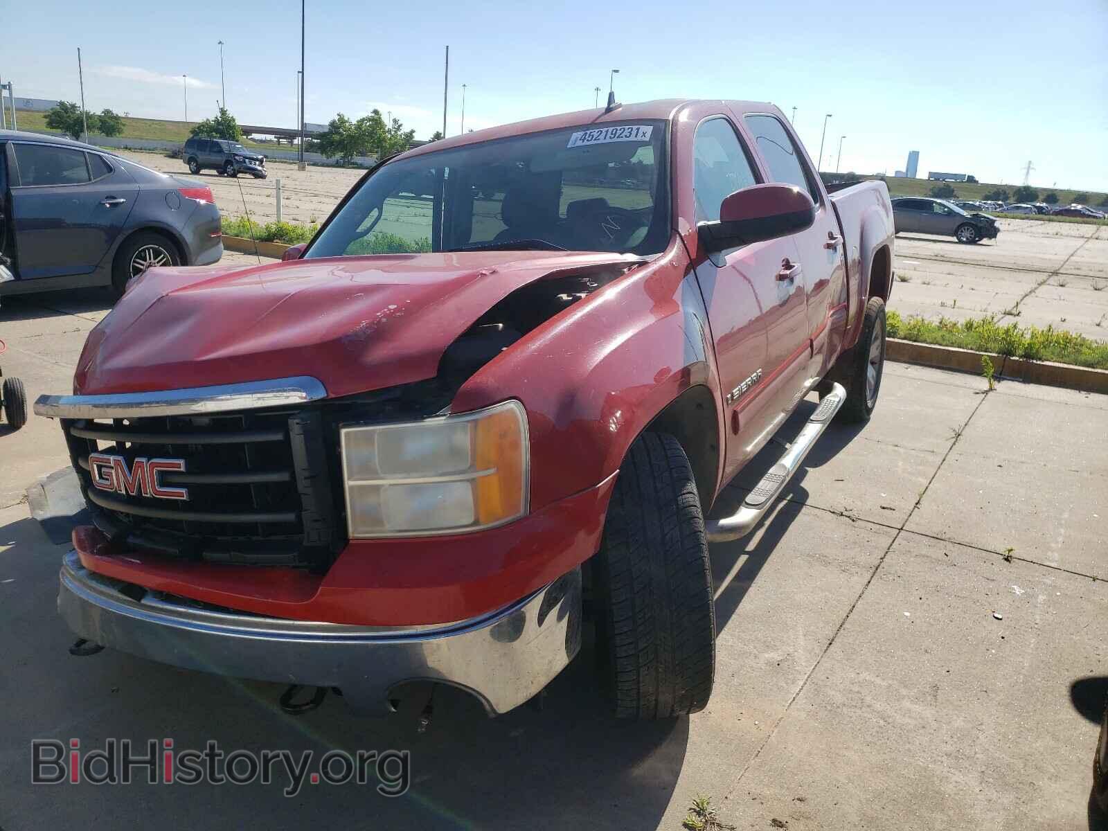 2008 GMC SIERRA - VIN: 2GTEC13J281208629 - Фото 2