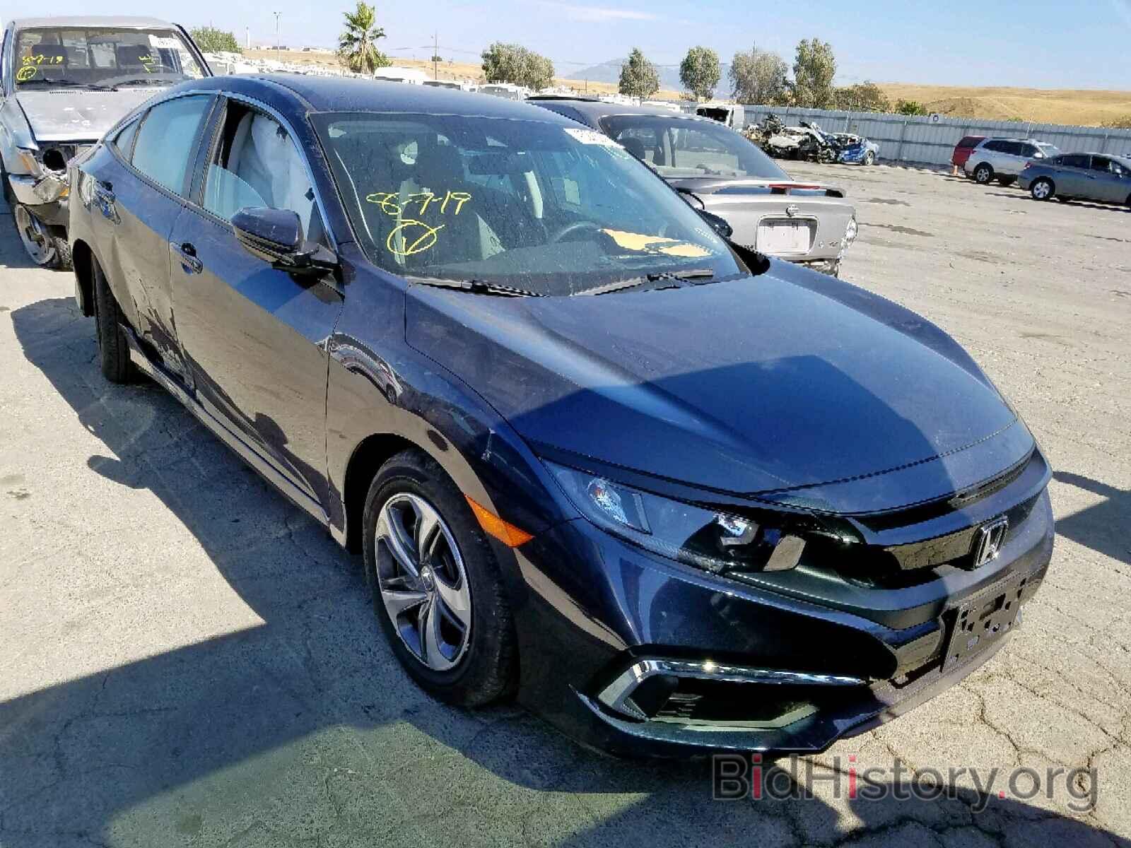 Photo 2HGFC2F68KH573544 - HONDA CIVIC LX 2019