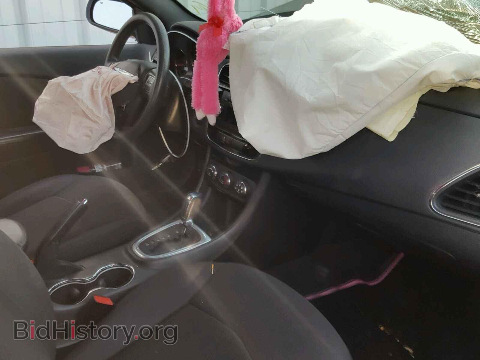 2012 CHRYSLER 200 - VIN: 1C3CCBAB0CN201554 - Фото 5