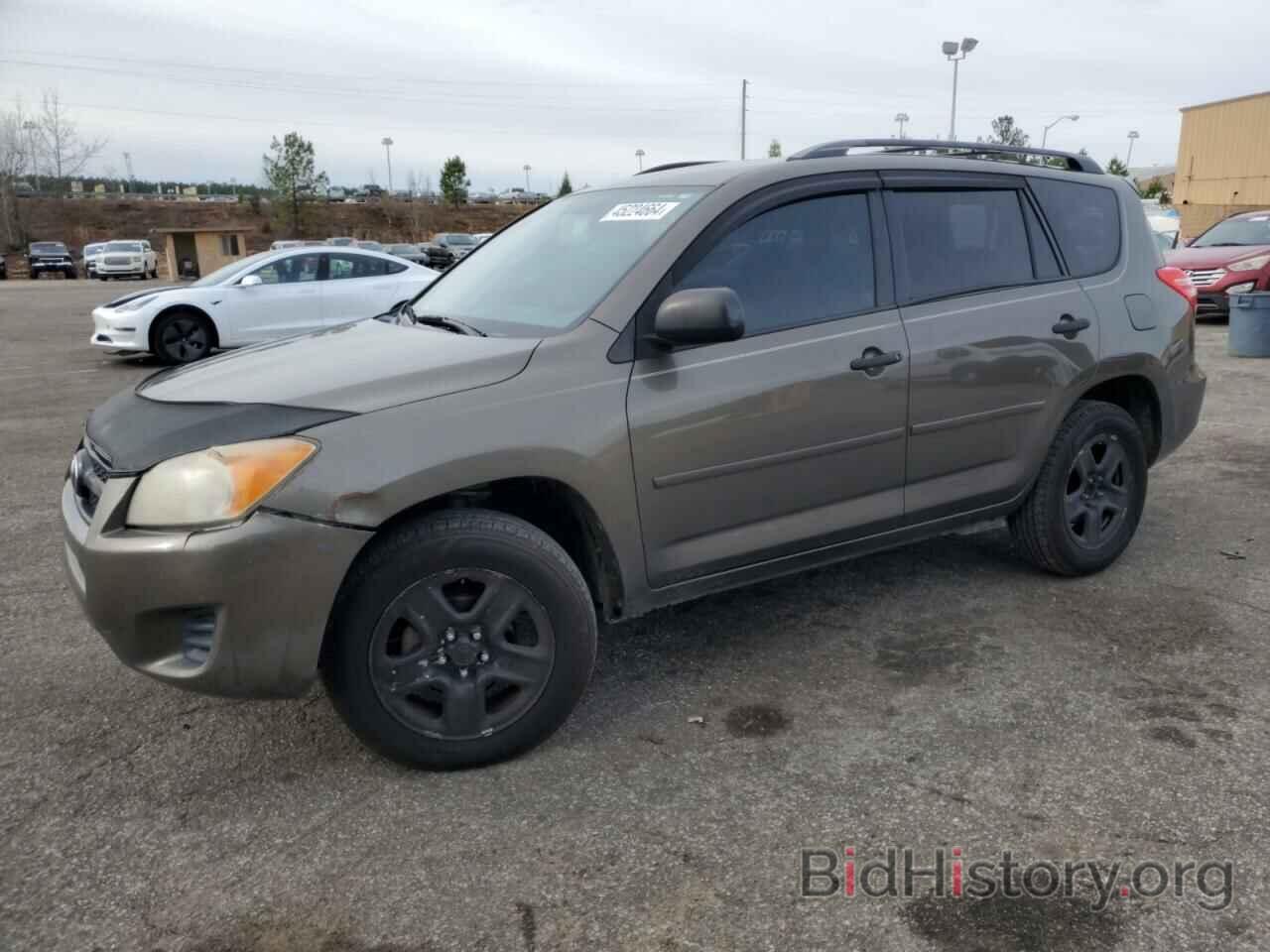 Photo 2T3ZF4DV2BW070133 - TOYOTA RAV4 2011