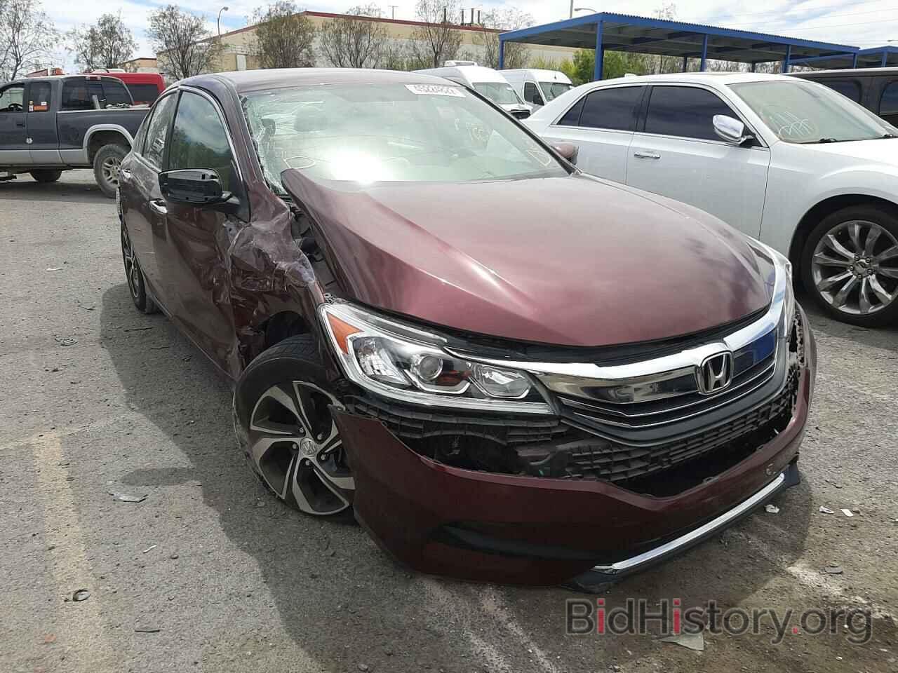 Photo 1HGCR2F36HA064132 - HONDA ACCORD 2017