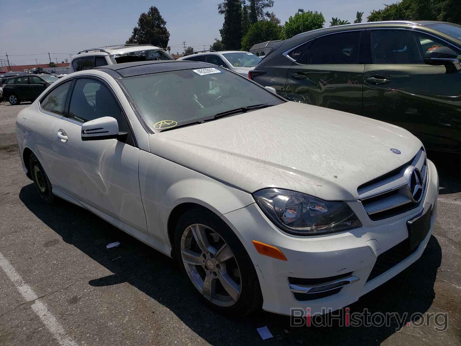 Photo WDDGJ4HB8CF778482 - MERCEDES-BENZ C-CLASS 2012