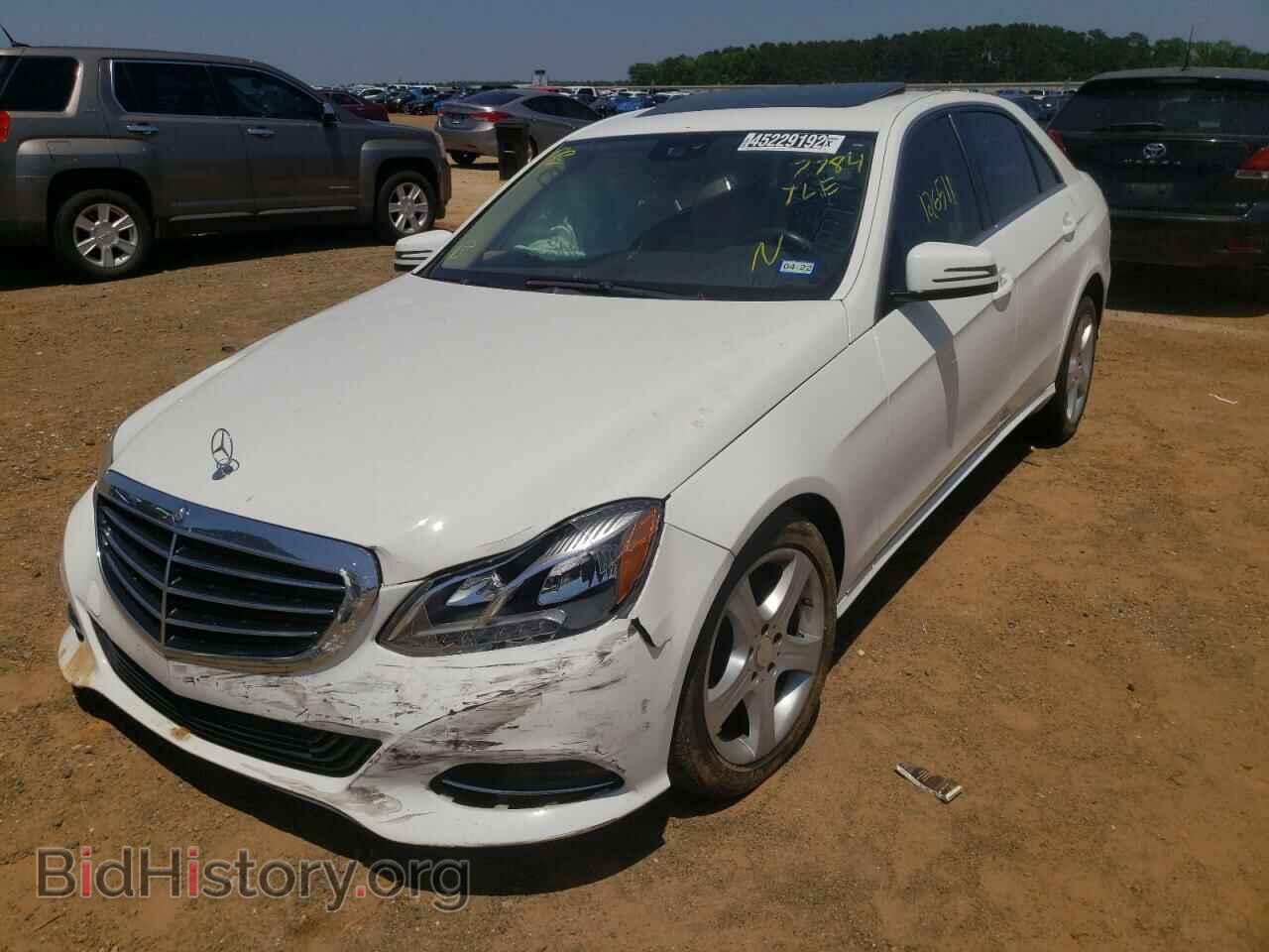 2014 MERCEDES-BENZ E-CLASS - VIN: WDDHF5KB2EA777784 - Фото 2