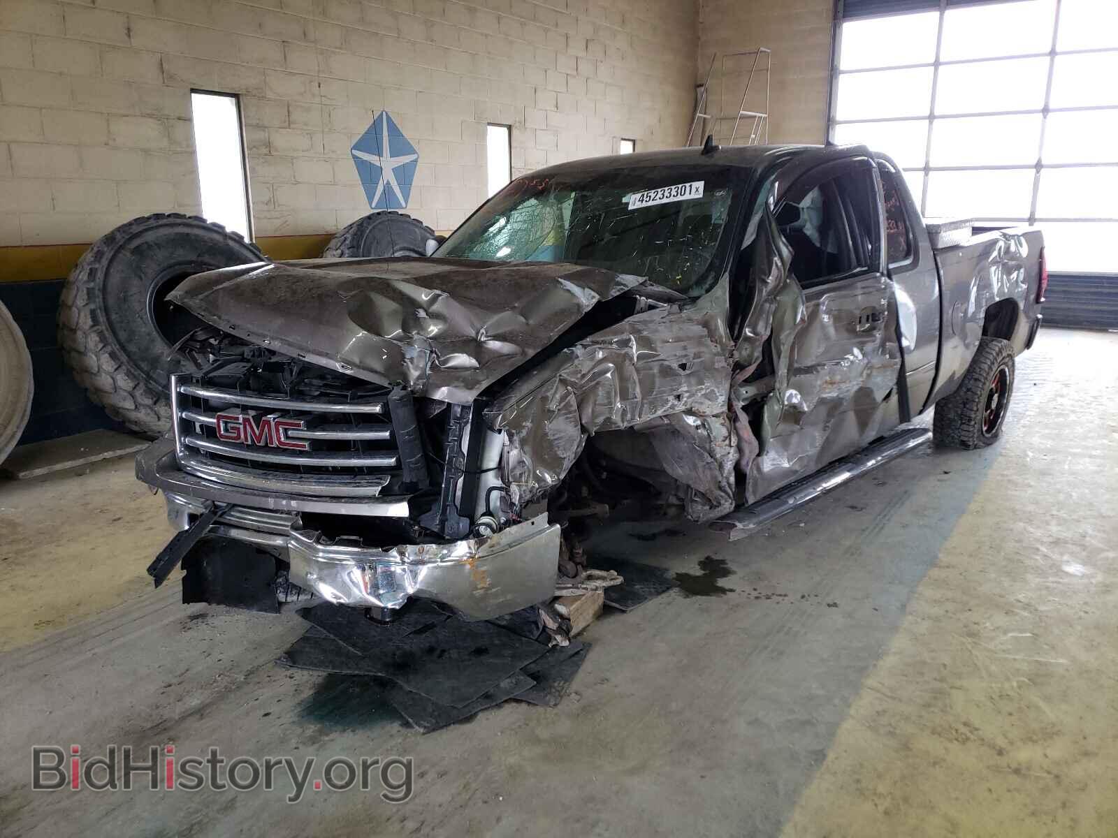 2012 GMC SIERRA - VIN: 1GTR1VEA2CZ178043 - Фото 2
