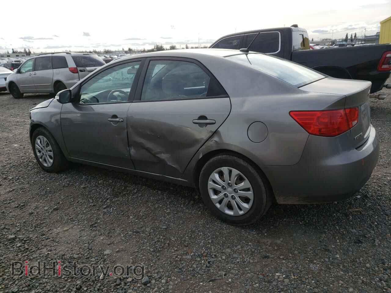 2010 KIA FORTE - VIN: KNAFU4A25A5221195 - Фото 2