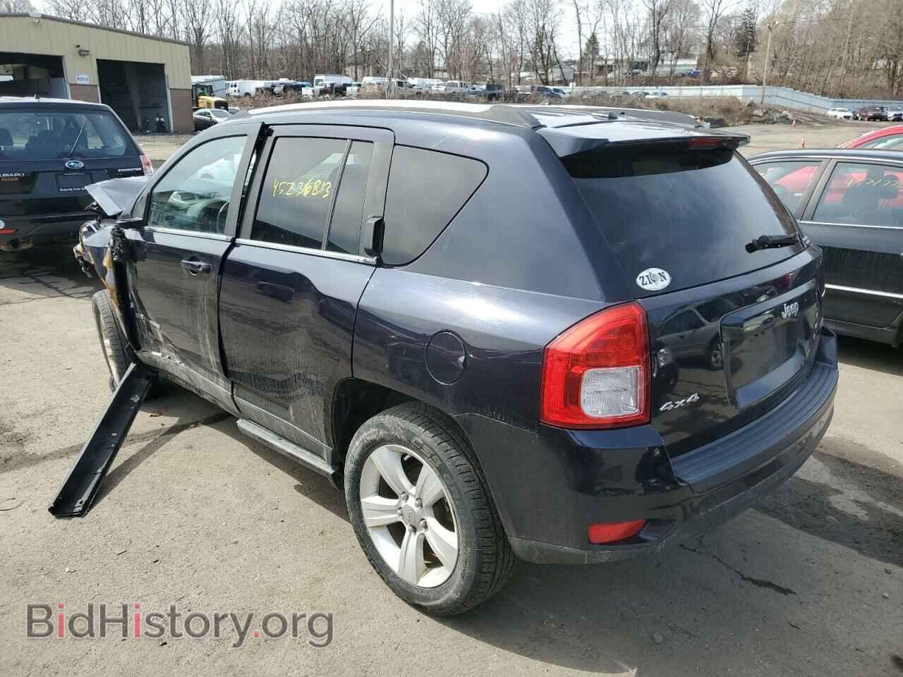 2011 JEEP COMPASS - VIN: 1J4NF1FB3BD150290 - Photo 2