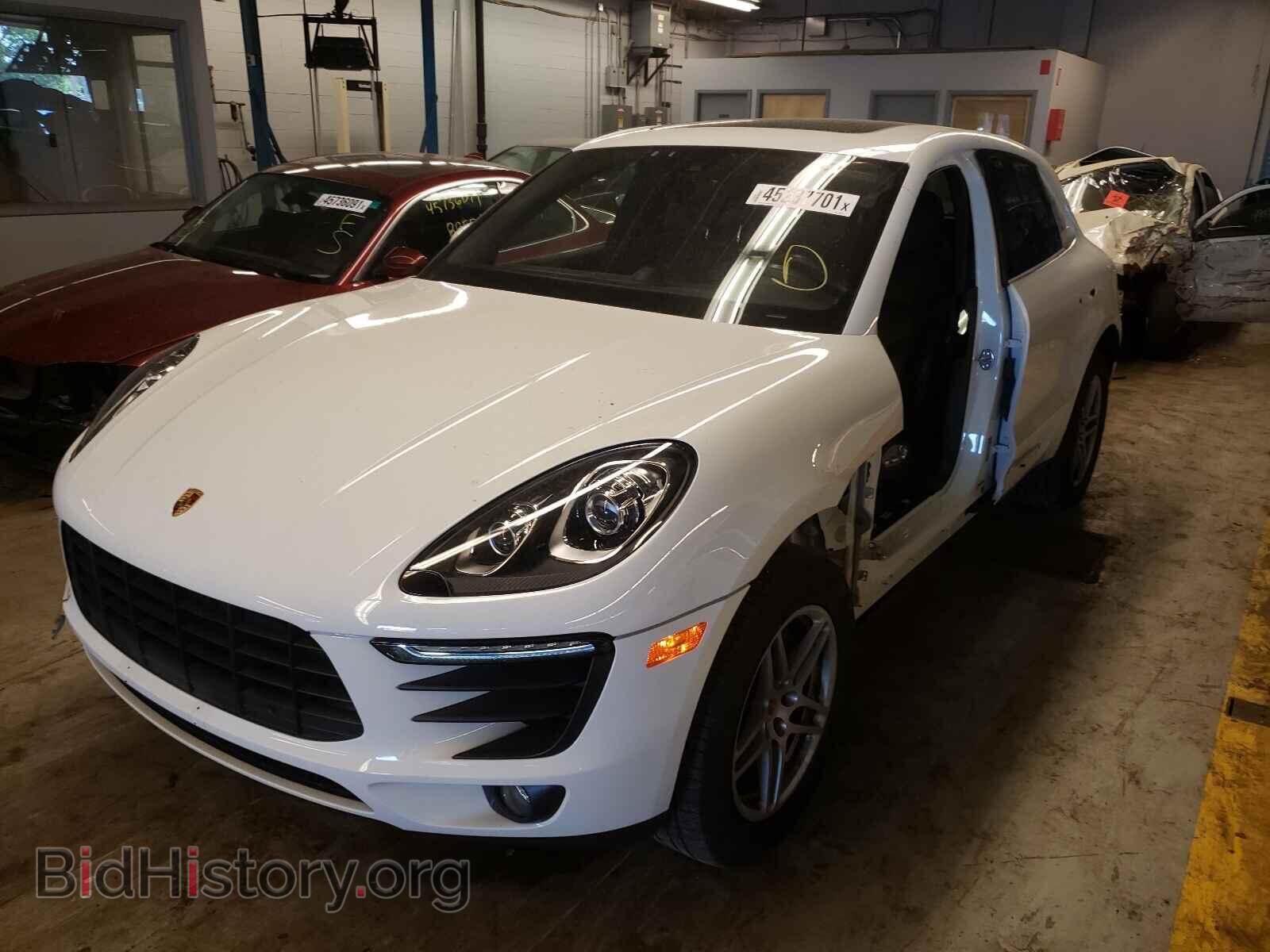 2017 PORSCHE MACAN - VIN: WP1AA2A59HLB81552 - Photo 2