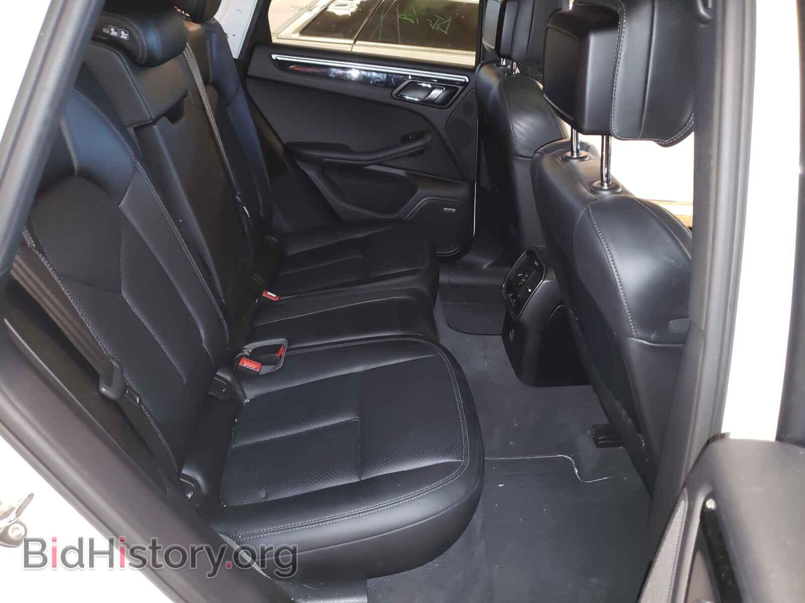 2017 PORSCHE MACAN - VIN: WP1AA2A59HLB81552 - Photo 6