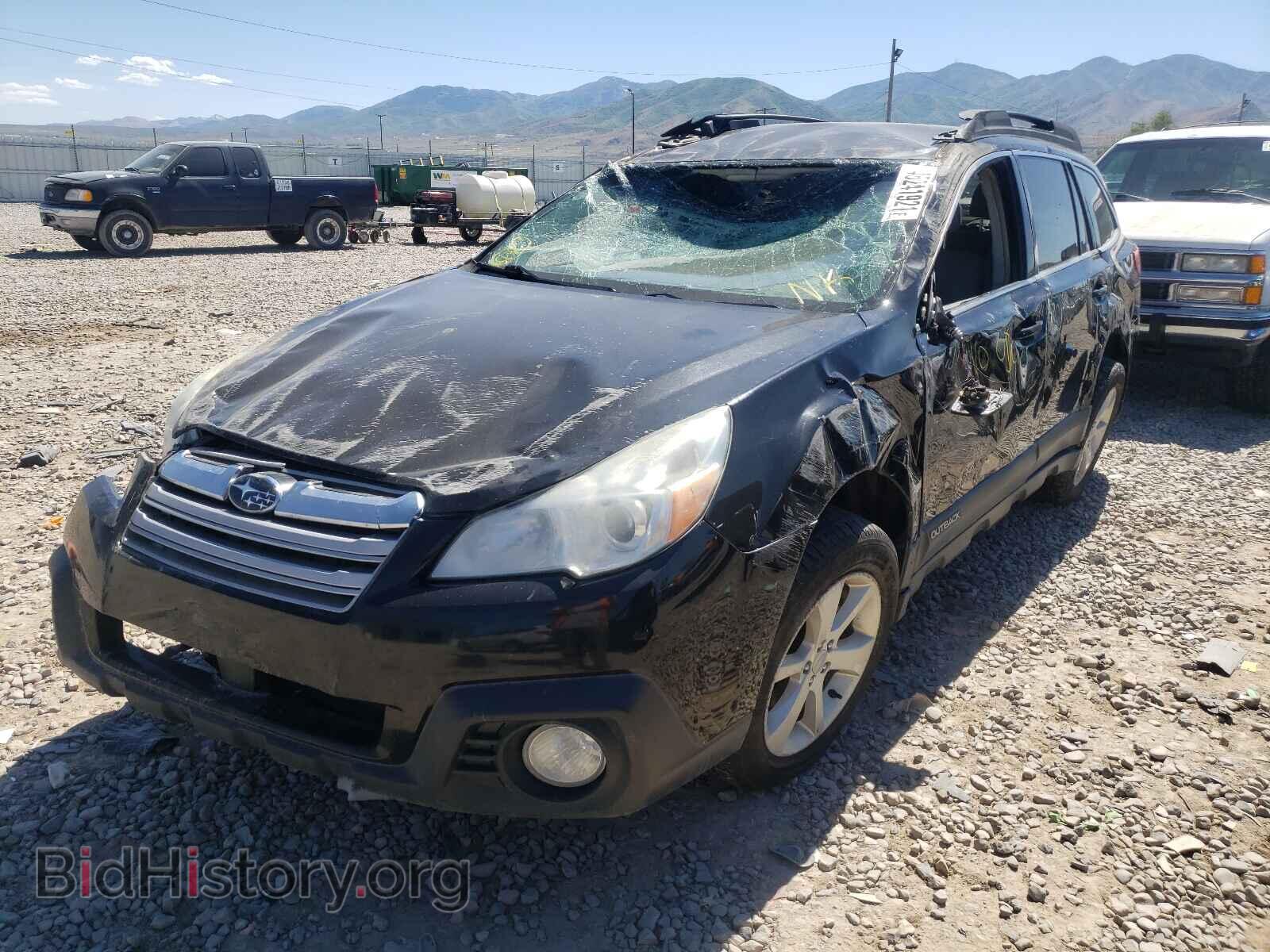 2014 SUBARU OUTBACK - VIN: 4S4BRBCC4E1235529 - Photo 2