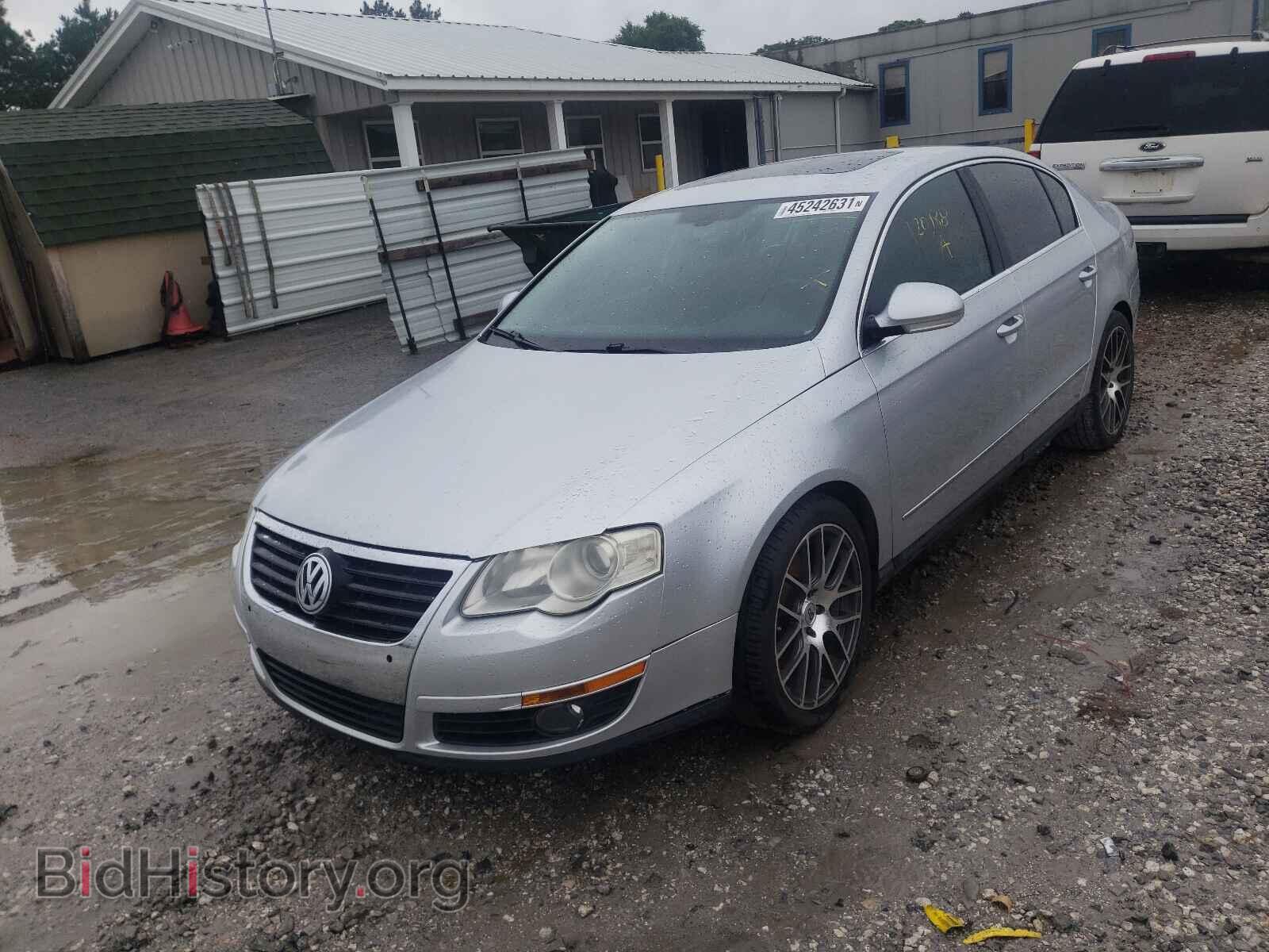 2007 VOLKSWAGEN PASSAT - VIN: WVWEK73C67P107375 - Фото 2