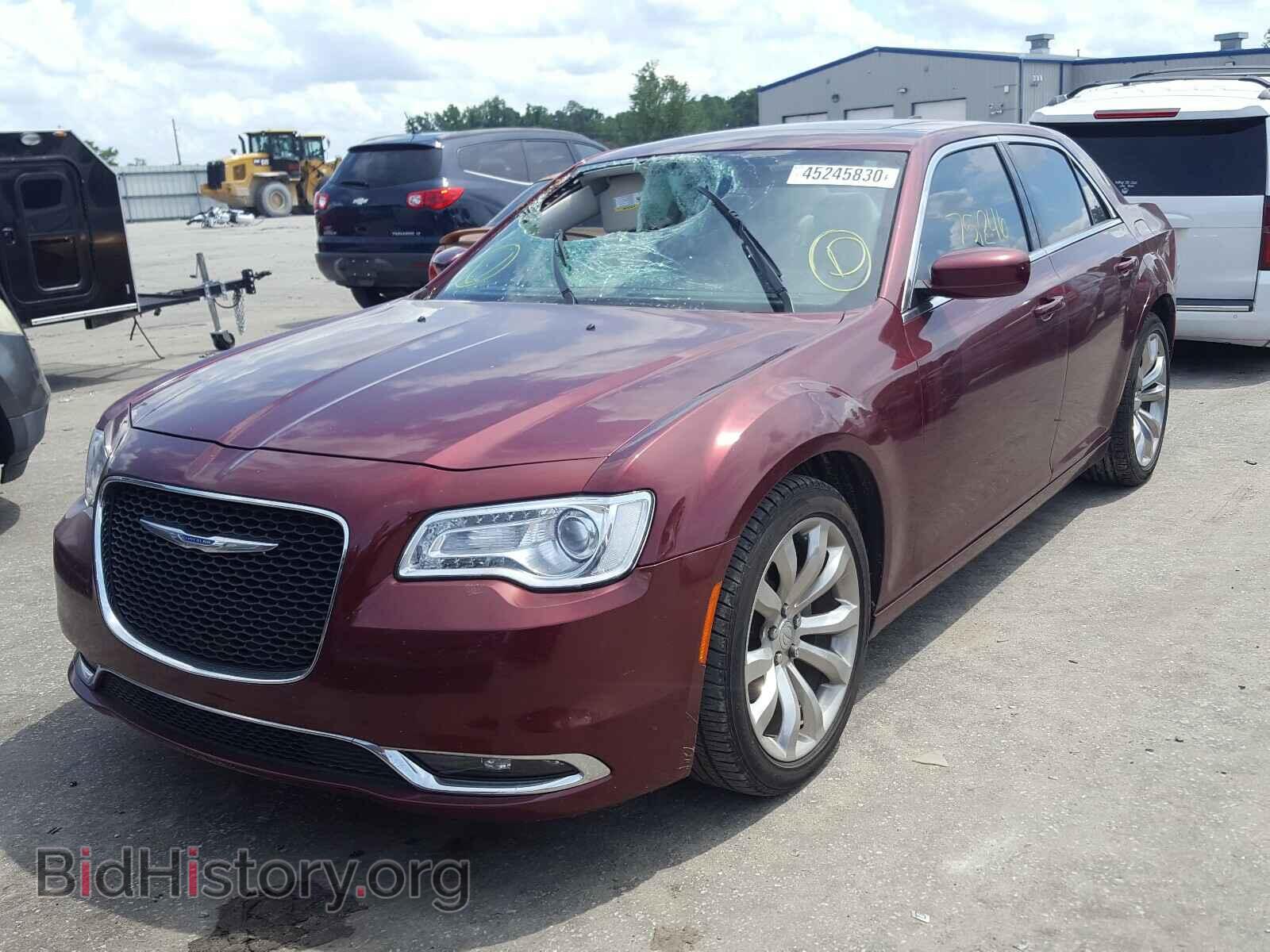2017 CHRYSLER 300 - VIN: 2C3CCAAG9HH577157 - Фото 2