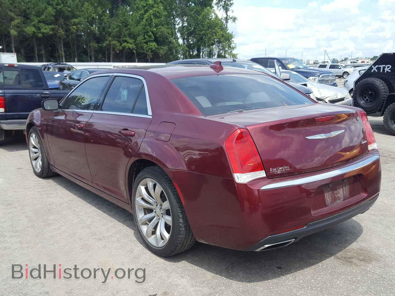 2017 CHRYSLER 300 - VIN: 2C3CCAAG9HH577157 - Фото 3