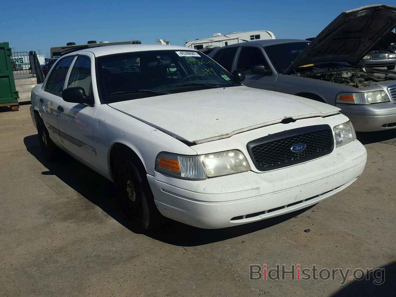 Photo 2FAFP71W56X139848 - FORD CROWN VIC 2006