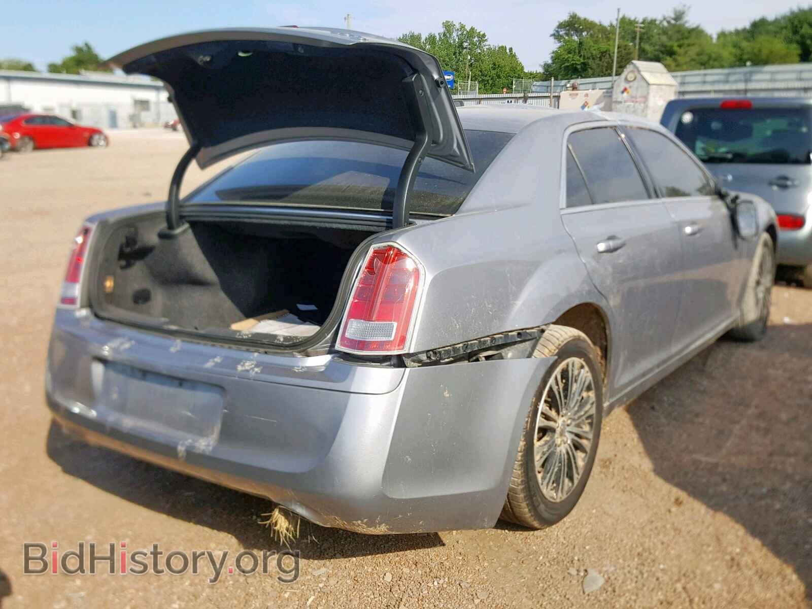 2014 CHRYSLER 300 - VIN: 2C3CCAGG8EH157795 - Фото 4