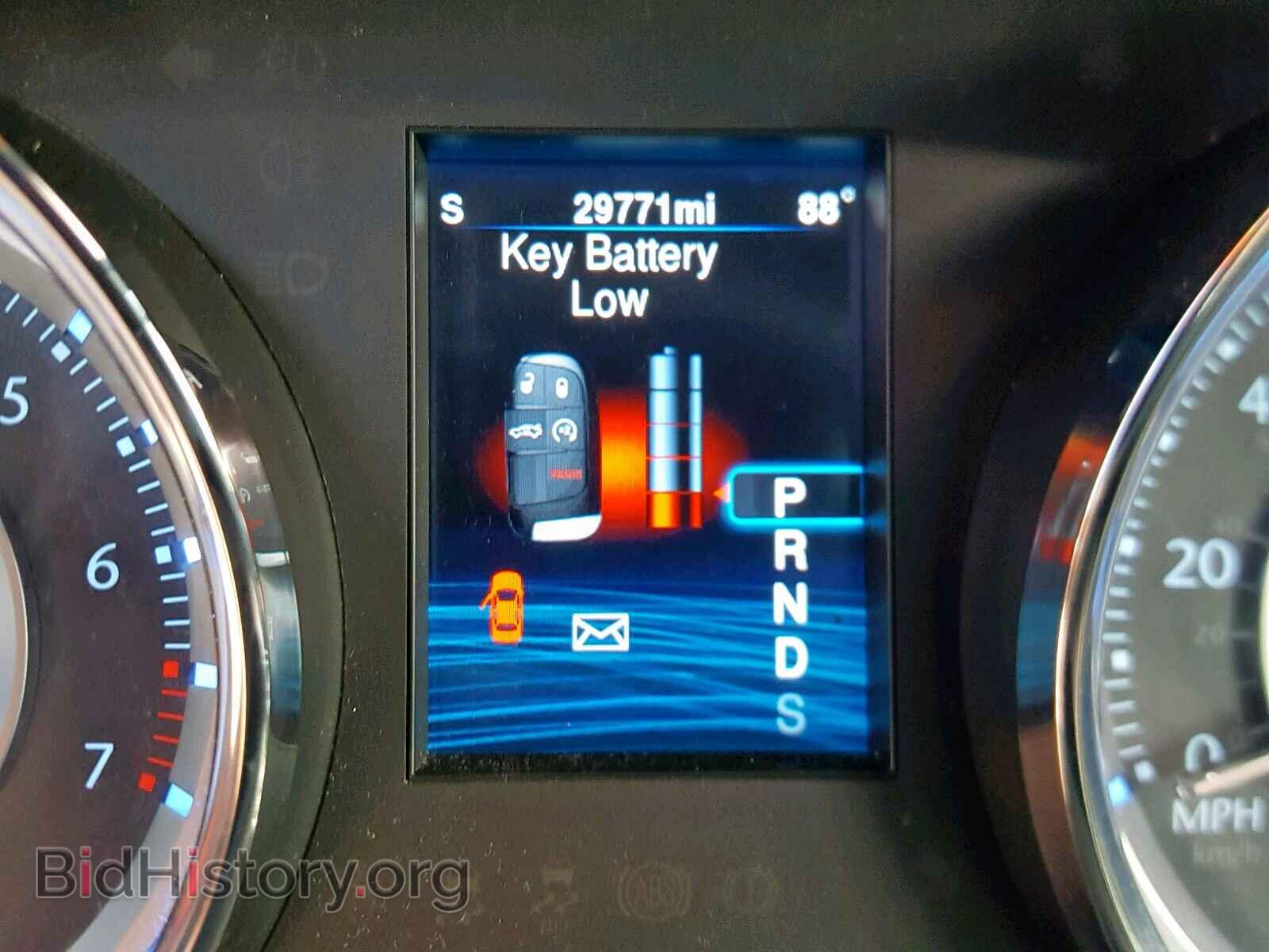 2014 CHRYSLER 300 - VIN: 2C3CCAGG8EH157795 - Фото 8