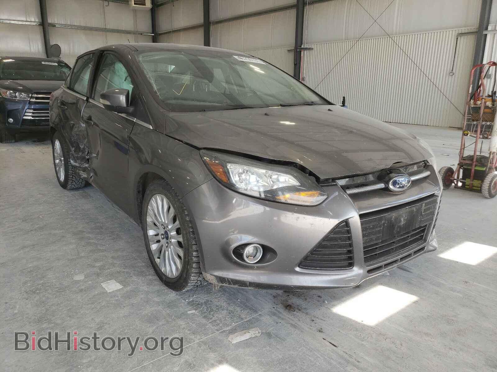 Photo 1FAHP3J29CL343138 - FORD FOCUS 2012