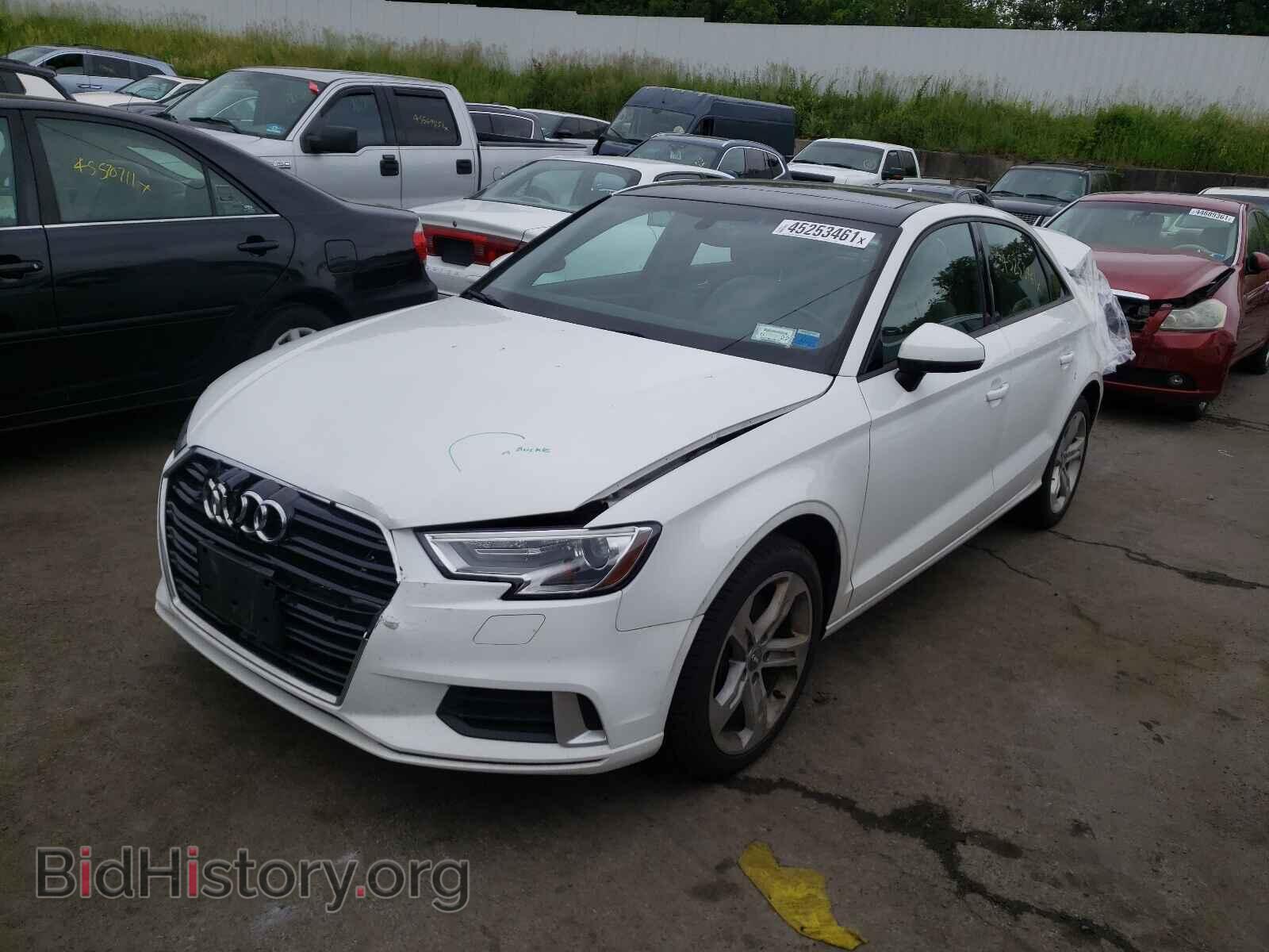 2018 AUDI A3 - VIN: WAUB8GFF5J1063531 - Фото 2