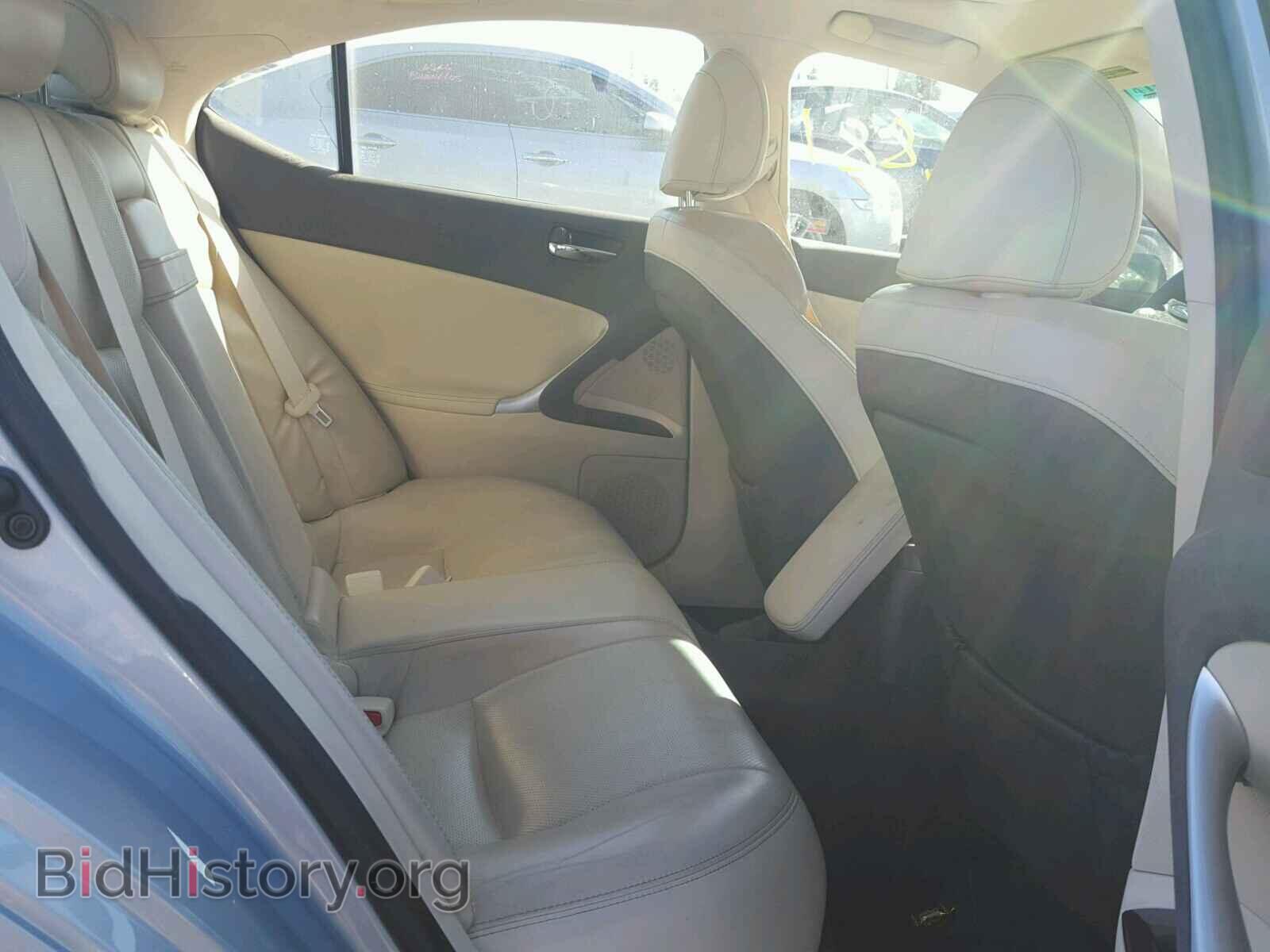 2011 LEXUS IS250 - VIN: JTHBF5C25B5131477 - Photo 6
