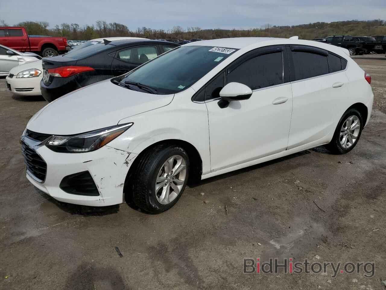 Photo 3G1BE6SM6KS548540 - CHEVROLET CRUZE 2019