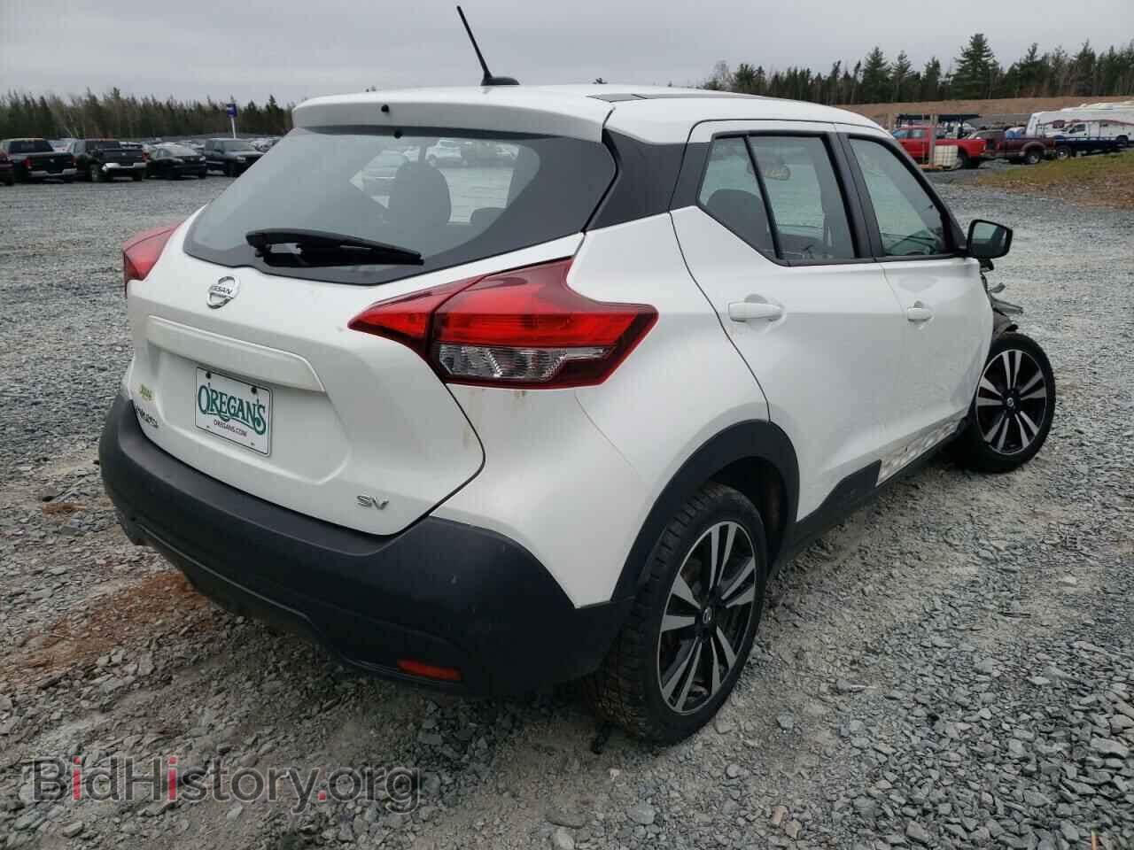 2019 NISSAN KICKS - VIN: 3N1CP5CU3KL493024 - Фото 4