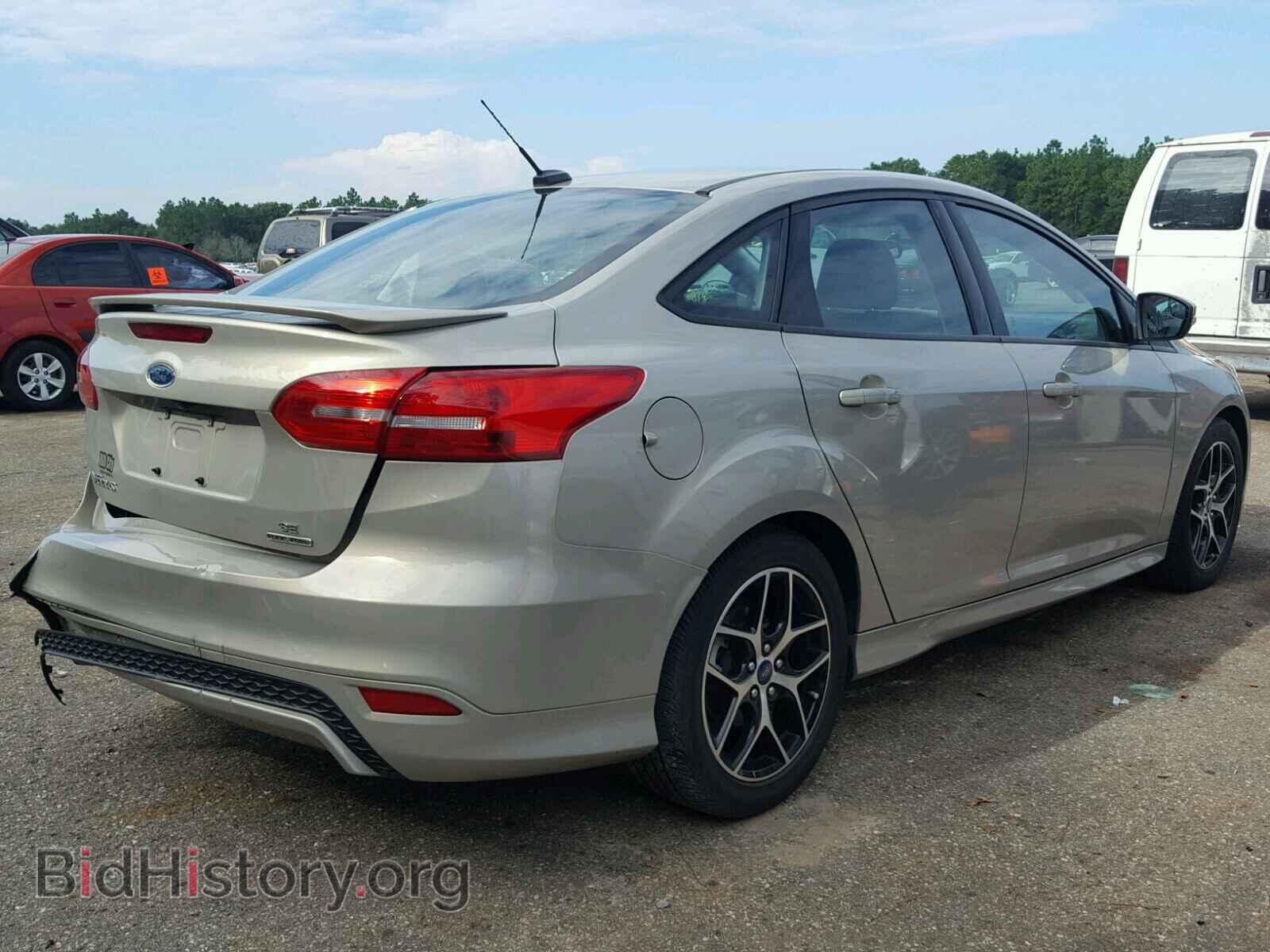 2016 FORD FOCUS - VIN: 1FADP3F22GL201436 - Photo 4