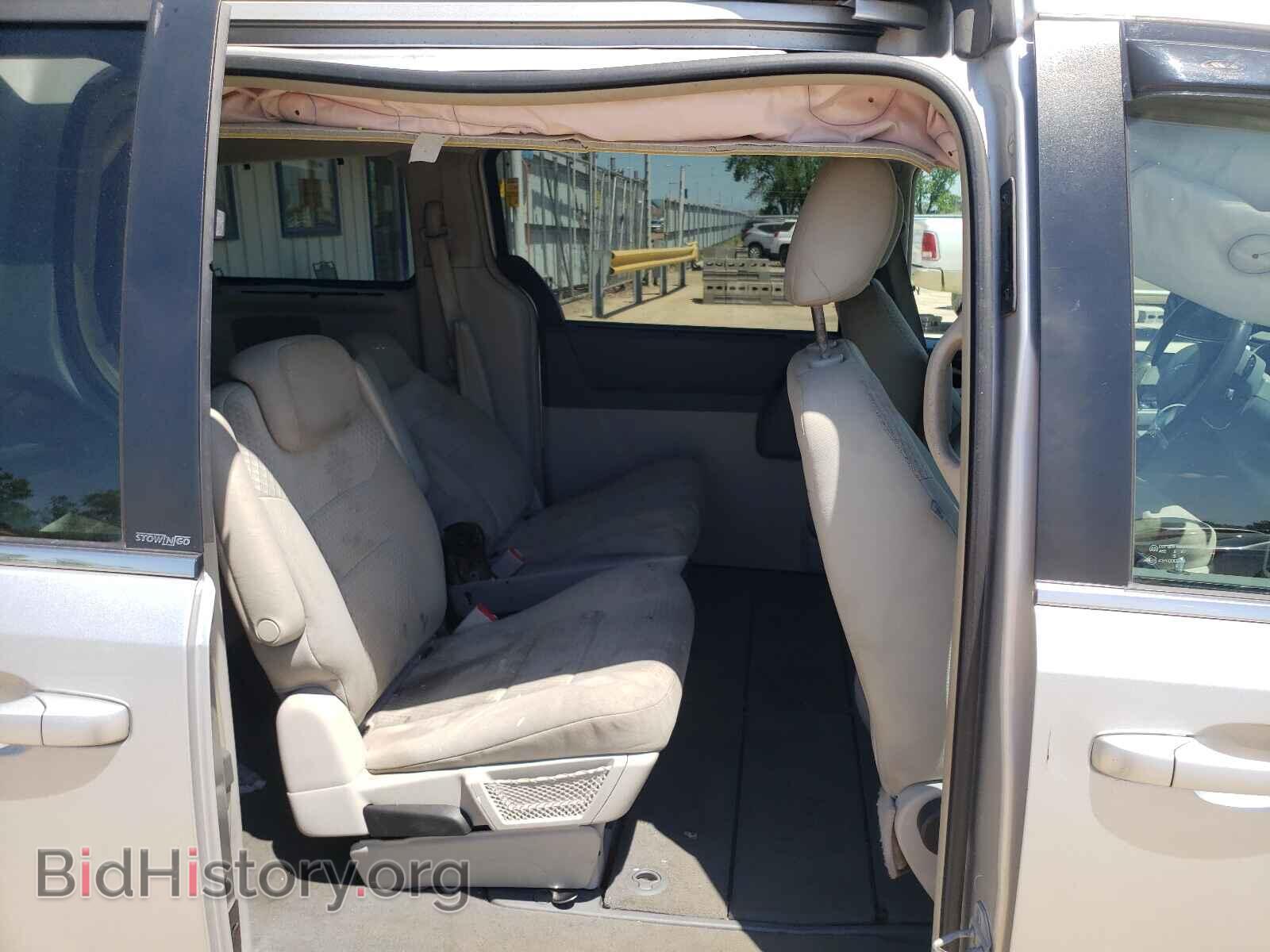 2010 CHRYSLER MINIVAN - VIN: 2A4RR5D19AR112973 - Фото 6