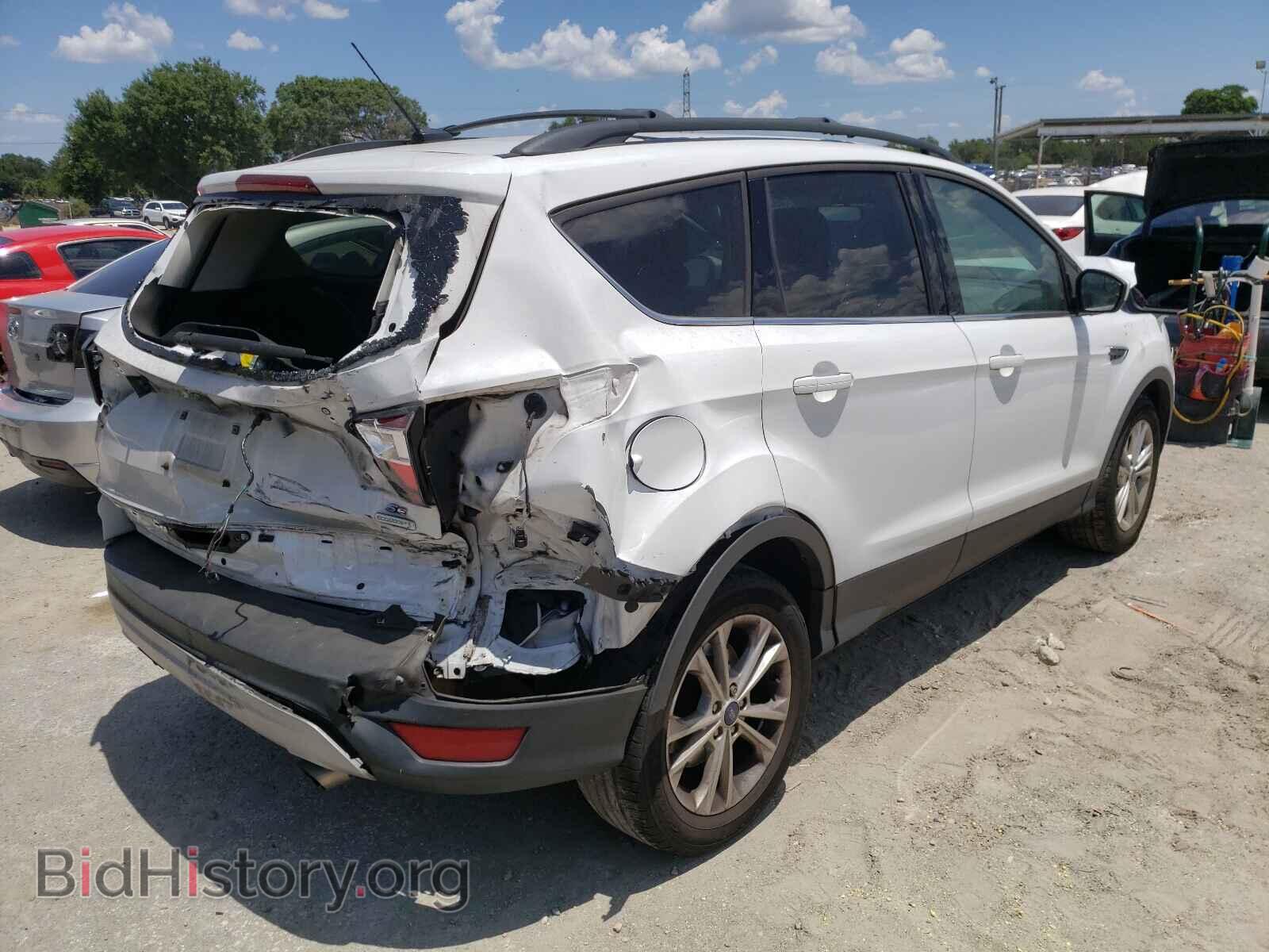 2017 FORD ESCAPE - VIN: 1FMCU0GD7HUB36765 - Фото 4