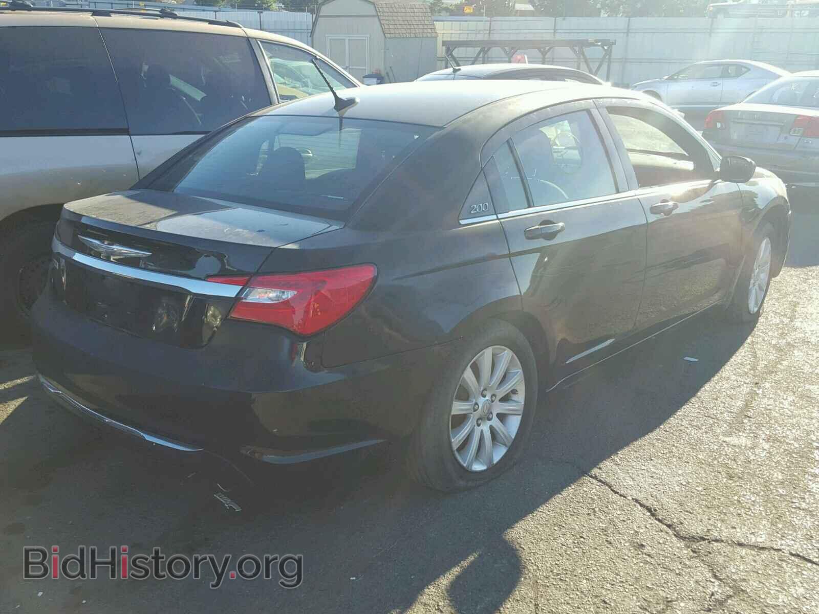 2013 CHRYSLER 200 - VIN: 1C3CCBBG8DN556502 - Фото 4