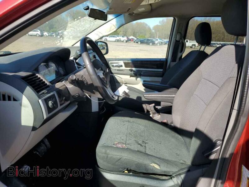 2010 Dodge CARAVAN (VIN 2D4RN5D17AR211800) — photo 7 of 12