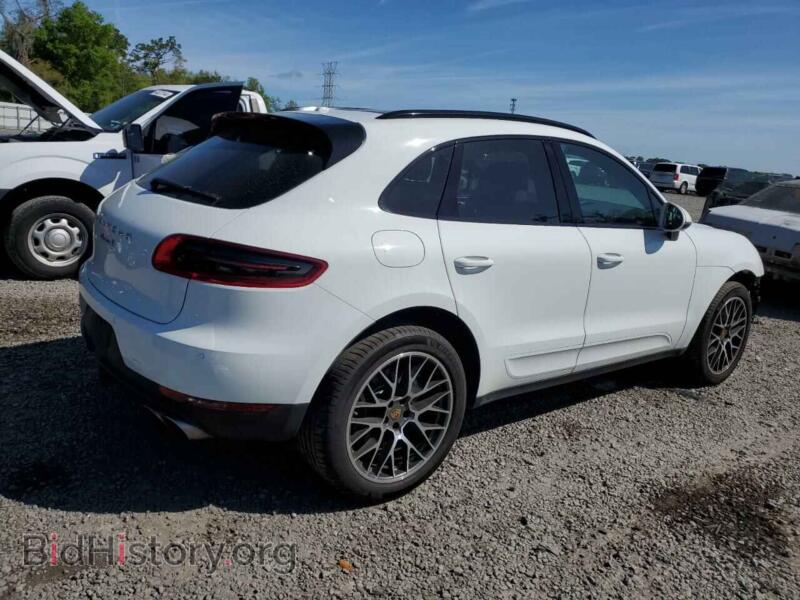 2017 Porsche MACAN (VIN WP1AB2A55HLB18848) — photo 3 of 14