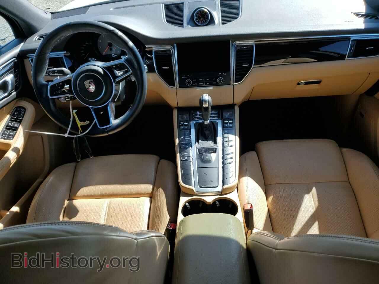 2017 PORSCHE MACAN - VIN: WP1AB2A55HLB18848 - Photo 8