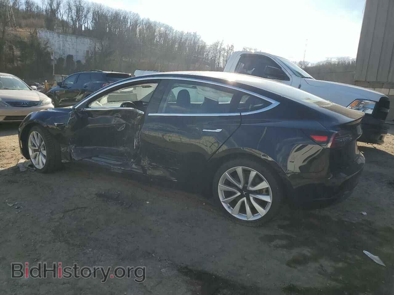 2018 TESLA MODEL 3 - VIN: 5YJ3E1EA7JF092720 - Photo 2