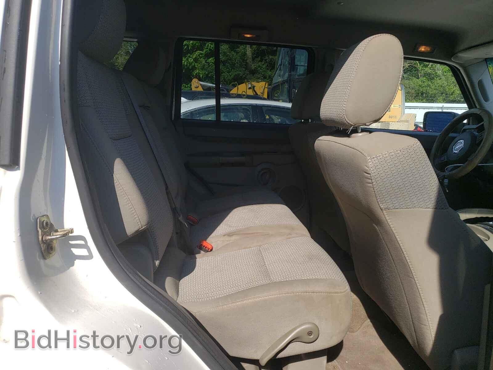 2007 JEEP COMMANDER - VIN: 1J8HG48K37C598632 - Фото 6