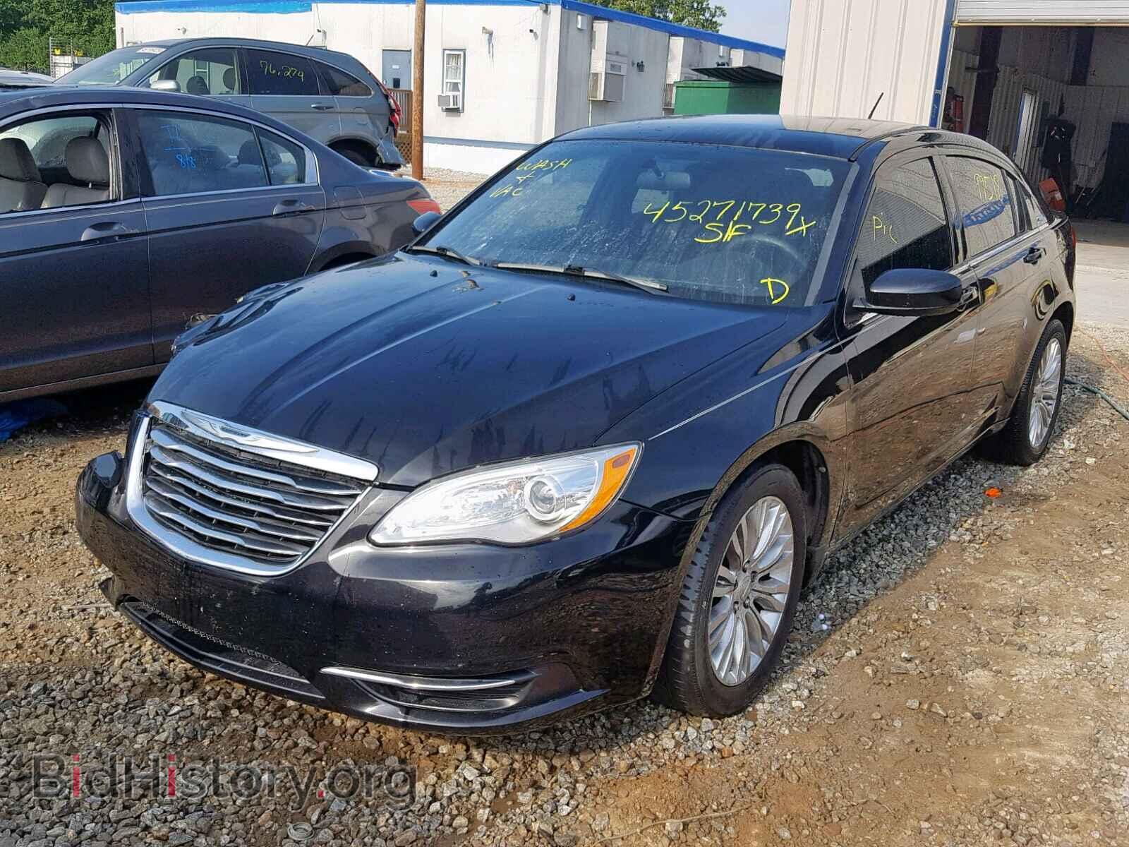 2013 CHRYSLER 200 - VIN: 1C3CCBAB6DN671444 - Photo 2