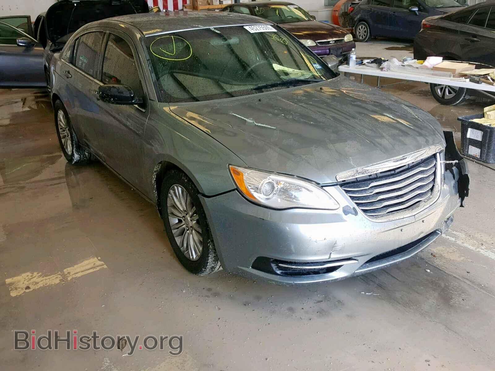 Фотография 1C3CCBAB3CN105031 - CHRYSLER 200 2012